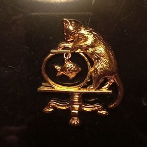 Vintage Cat And Fishbowl Brooch 1989 uncirculated vintage